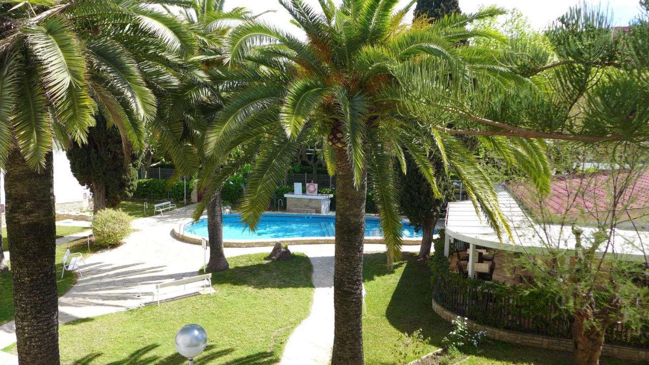 Corcega Salou Beach Apartaments Buitenkant foto